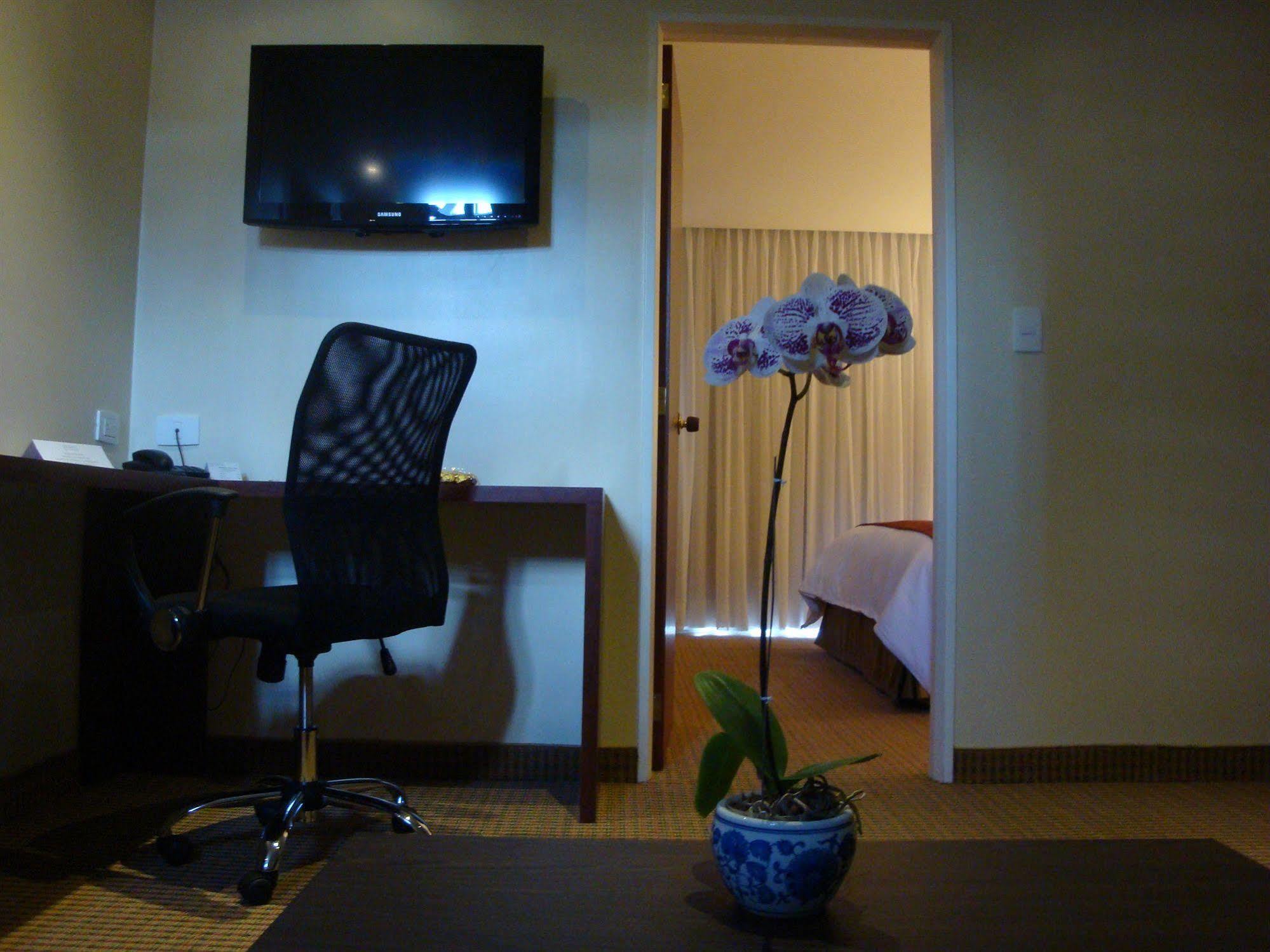 Continental Altamira Hotel Caracas Bagian luar foto