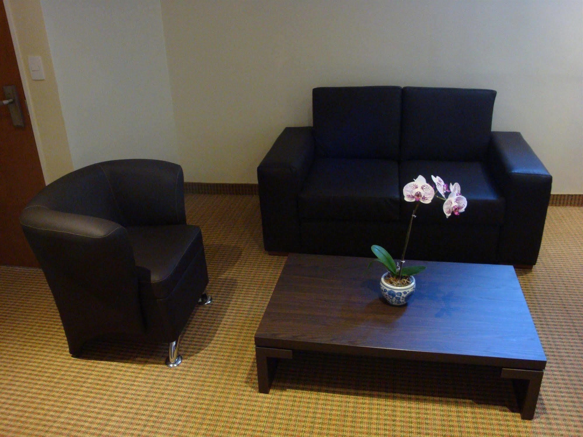 Continental Altamira Hotel Caracas Bagian luar foto