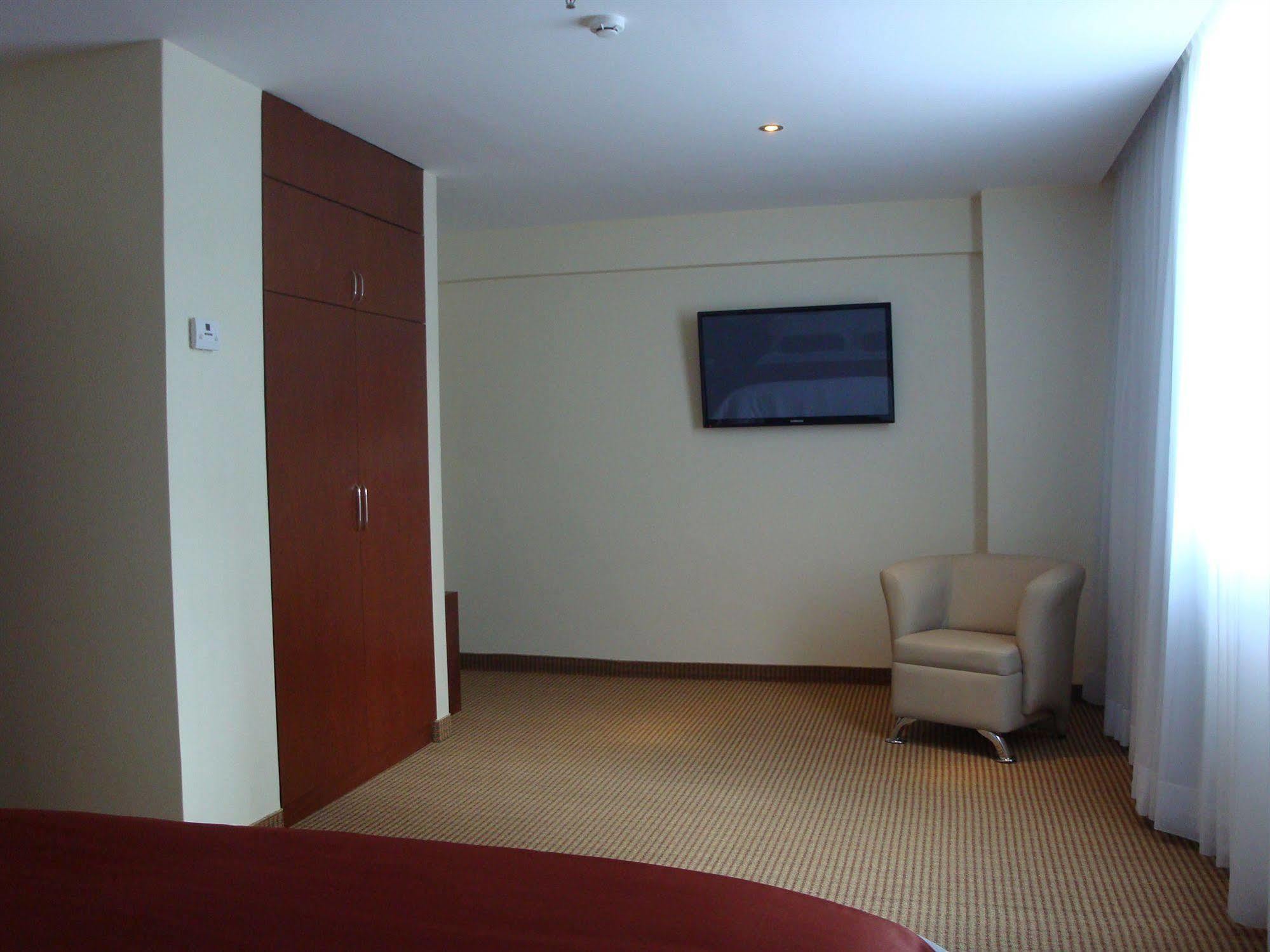 Continental Altamira Hotel Caracas Bagian luar foto