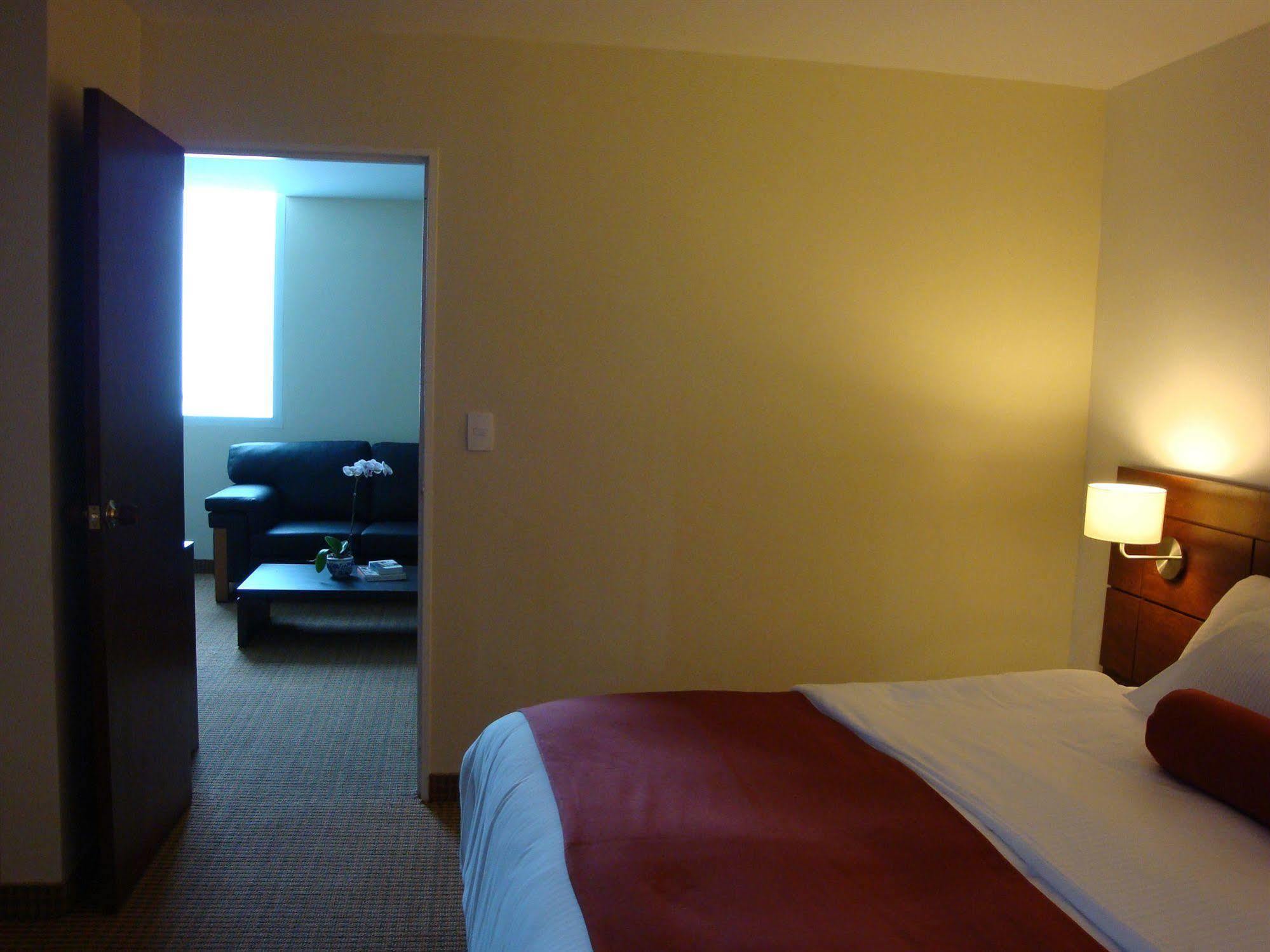 Continental Altamira Hotel Caracas Bagian luar foto