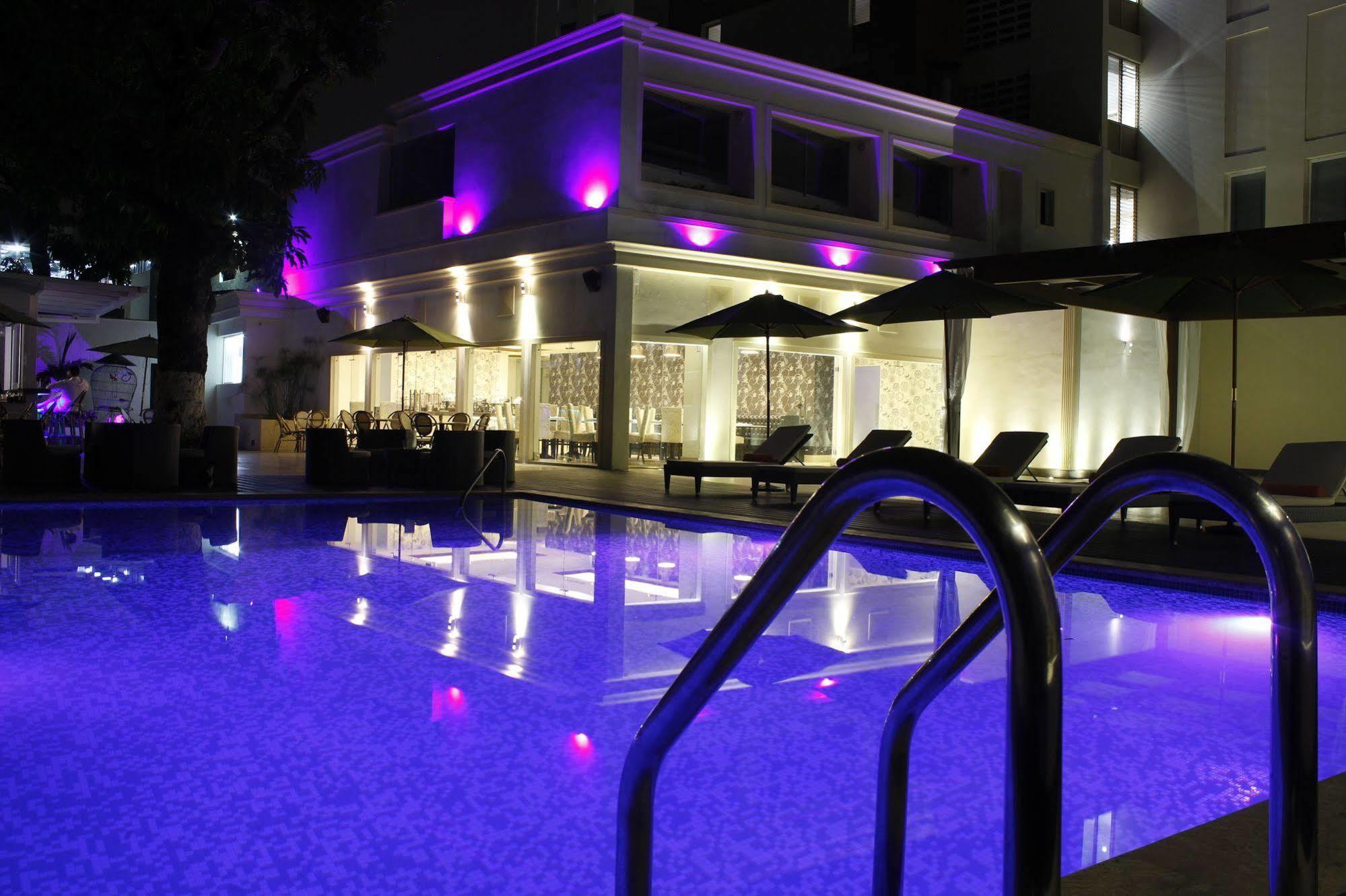 Continental Altamira Hotel Caracas Bagian luar foto